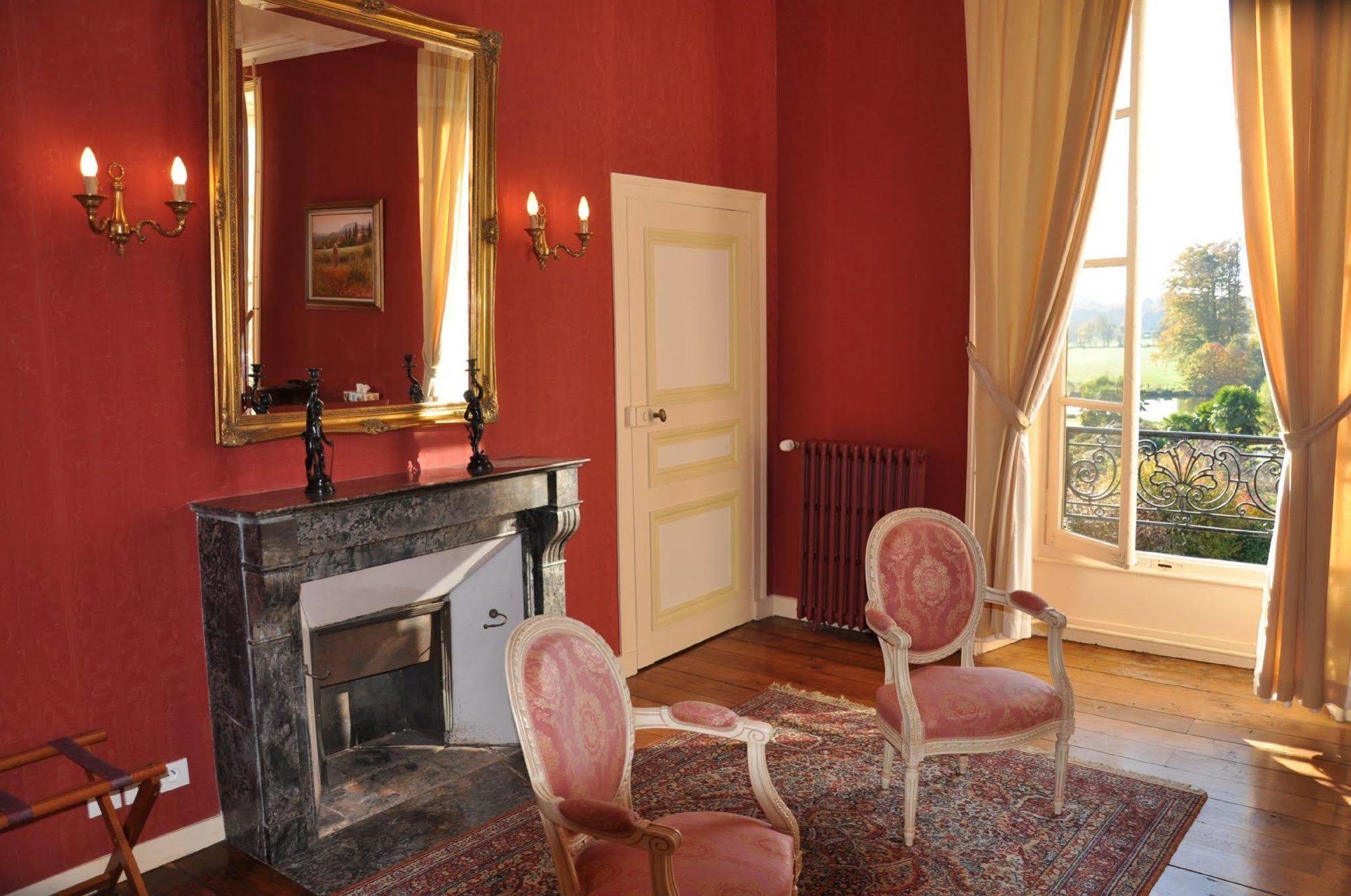شقة Saint-Germain-en-Coglès  في Chateau De La Foltiere الغرفة الصورة